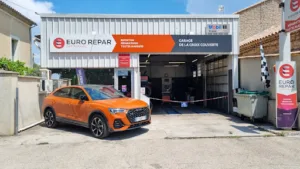 Garage De La Croix Couverte à Pernes-les-Fontaines