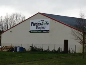 PIÈCES AUTO BONJOUR (Société Racing, pour vous servir, depuis 2013) à Pleumeleuc