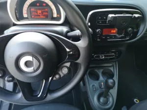 AutoHall services et occasion à Paris