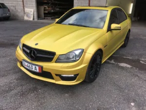 Auto à créd à Esmans