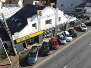 Opel AM5 SAS à Brunoy