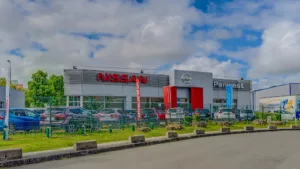 NISSAN Maurepas Pariwest à Maurepas