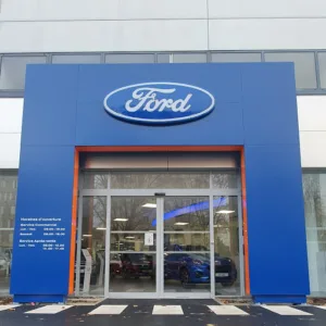 Ford NEUBAUER Saint-Denis à Saint-Denis