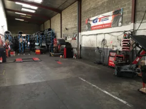 Sv Pneus à La Courneuve