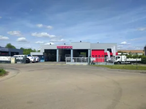 Nissan Global Pro à Le Perray-en-Yvelines