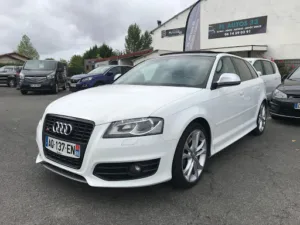 FL AUTOS 33 à Latresne