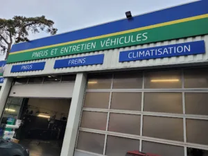 Euromaster Versailles à Versailles