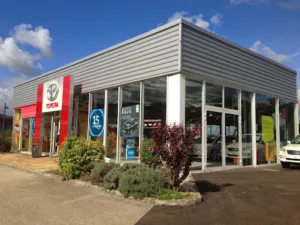 BJ MOTORS Toyota à Bourgoin-Jallieu