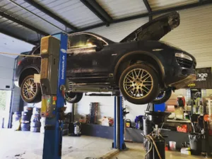 GARAGE LEMAN PNEU à Présilly