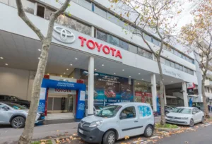 Toyota-Team Toy 92 à Boulogne-Billancourt