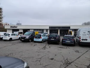 Renault atelier mécanique – pièces – Rent à Seynod
