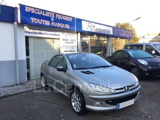 Vendeur de voitures d'occasion RM Automobiles Le Plessis-Trévise 94420