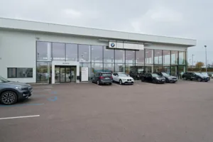 BMW Panel Auxerre à Auxerre