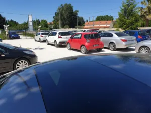 First Car à Sorgues