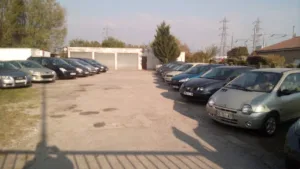 MH AUTO DISTRIBUTION V.O à Valence