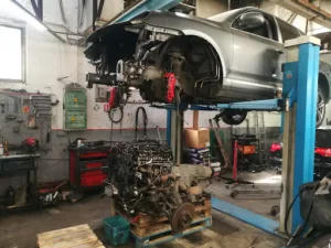 13 Auto Service à Marseille