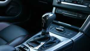 Le choix entre une boîte de vitesse manuelle ou automatique est une question cruciale lors de l’achat d’un véhicule, y compris les véhicules électriques. Les boîtes automatiques, de plus en plus populaires, offrent une facilité d’utilisation appréciée par de nombreux […]