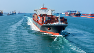 La navigation maritime est en pleine mutation, notamment en ce qui concerne le choix des carburants marins. Les règles imposées par l’Organisation Maritime Internationale (OMI) et les préoccupations environnementales croissantes entraînent des changements significatifs dans l’industrie du transport maritime. Il […]