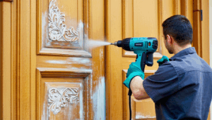 Quand il s’agit de donner une seconde vie à des meubles hérités, un mur oublié ou un objet décoratif vintage, la question du décapage de la peinture ancienne se pose immanquablement. Derrière chaque couche de peinture se cachent non seulement […]