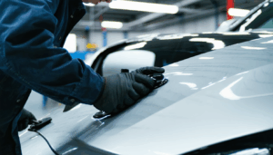 Le débosselage de carrosserie fascine autant qu’il intrigue, notamment depuis que de nouveaux outils promettent des réparations express. La ventouse de débosselage universelle gagne en popularité dans les ateliers professionnels comme chez les particuliers, appuyée par le succès de solutions […]