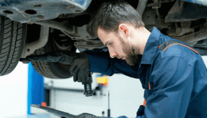 Quand on évoque le contrôle technique, bien des conducteurs imaginent une simple formalité. Pourtant, l’enjeu de choisir le bon centre agréé soulève de véritables questions sur la sécurité routière, la conformité des véhicules et la confiance que l’on peut accorder […]