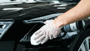 Rayures superficielles, éraflures légères ou traces de polissage : après un débosselage, la peinture de votre carrosserie peut révéler de petites imperfections qui perturbent l’uniformité du vernis. Pour les passionnés de véhicules, la moindre strie devient un défi à relever, […]