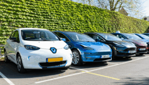 L’apprentissage de la conduite automobile vit une véritable révolution avec la montée en puissance des voitures électriques. Loin d’être un simple effet de mode, l’accès à la formation sur ce type de véhicule séduit de plus en plus de candidats […]