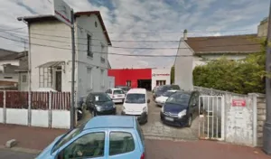GARAGE VOLTAIRE à Rueil-Malmaison