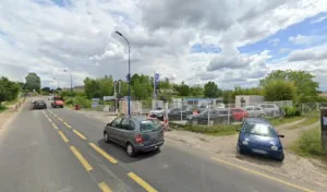 Auto Select 33 à Portets