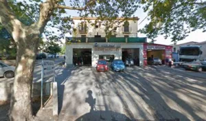 Garage des Allées à L'Île-Rousse