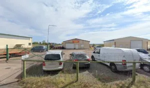 Garage De L’aerodrome à Saint-Léger-sur-Roanne