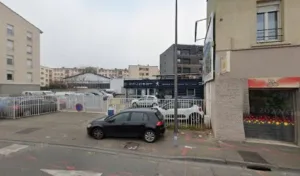 Garage des Brosses à Bron