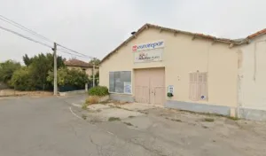 Atelier Auto Pour Tous (self Garage) à Le Thor