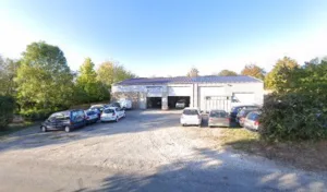 Garage Cayrou à Le Bas-Ségala