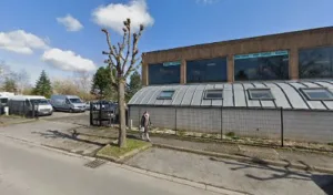 Av Pneus Services à Fontenay-Trésigny